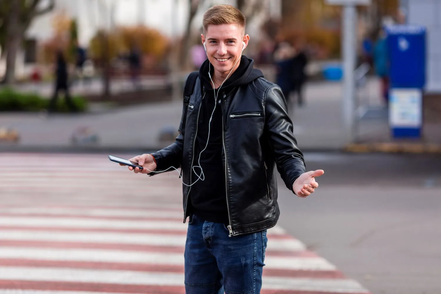 How-to-Get-the-Leather-Jacket-Look